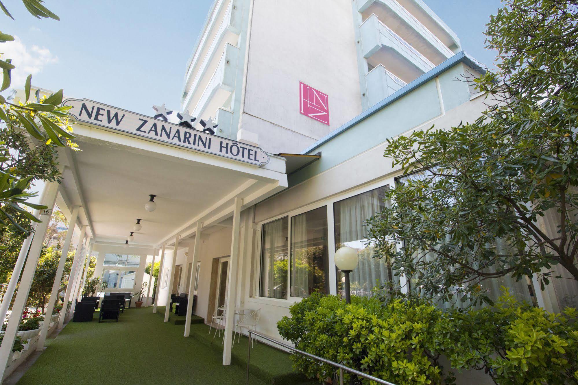Hotel Zanarini In Centro A 리치오네 외부 사진